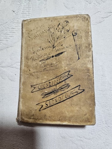 Antico libro religioso - libro,